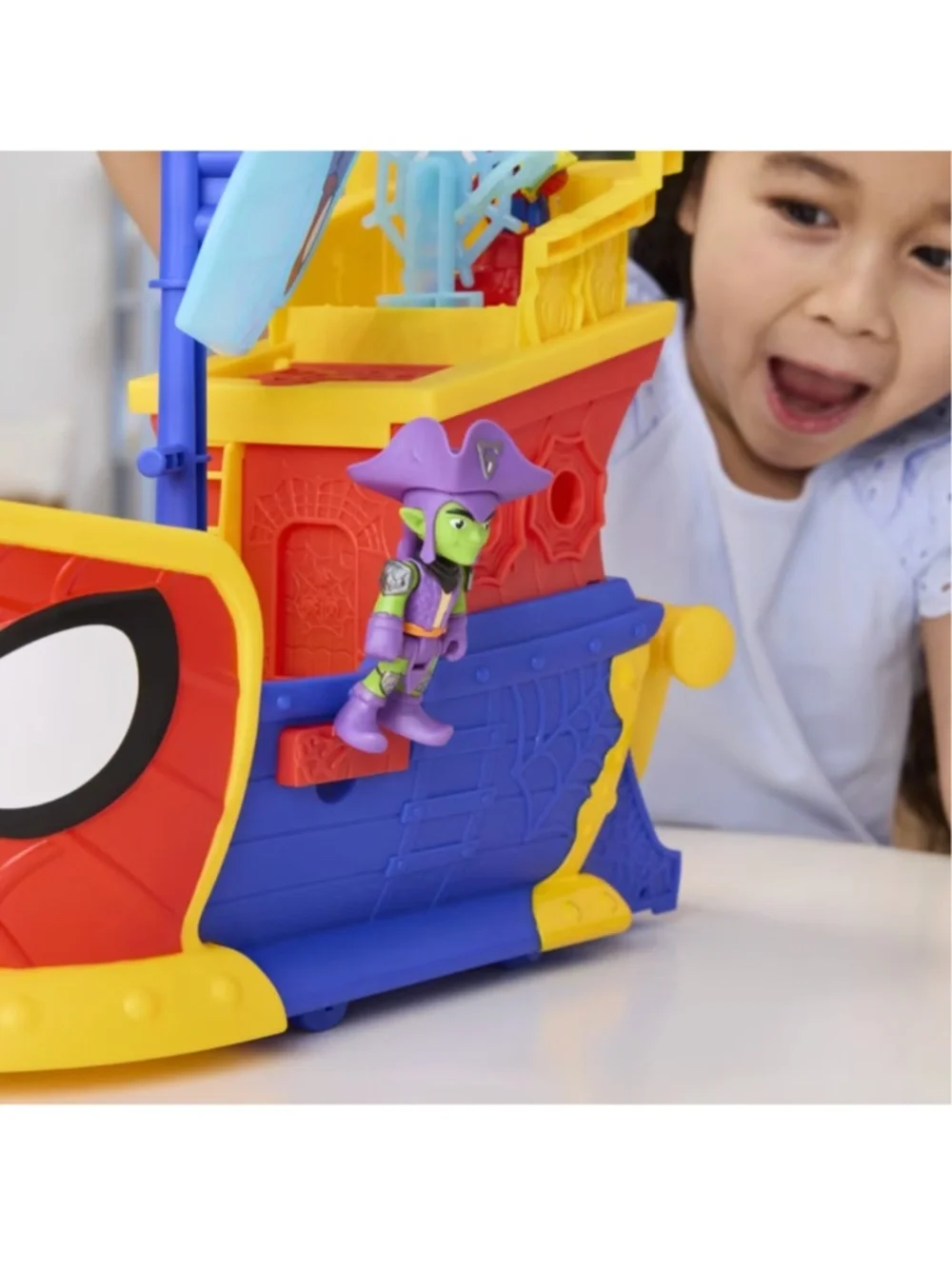 Marvel Spidey and his Amazing Friends Water-Webs Webs Ahoy Bubble Pirate Ship
